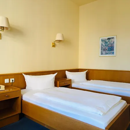 Drei Rosen Hotel Borna
